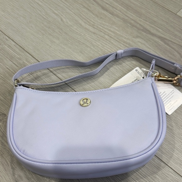 lululemon mini shoulder bag - Picture 1 of 6